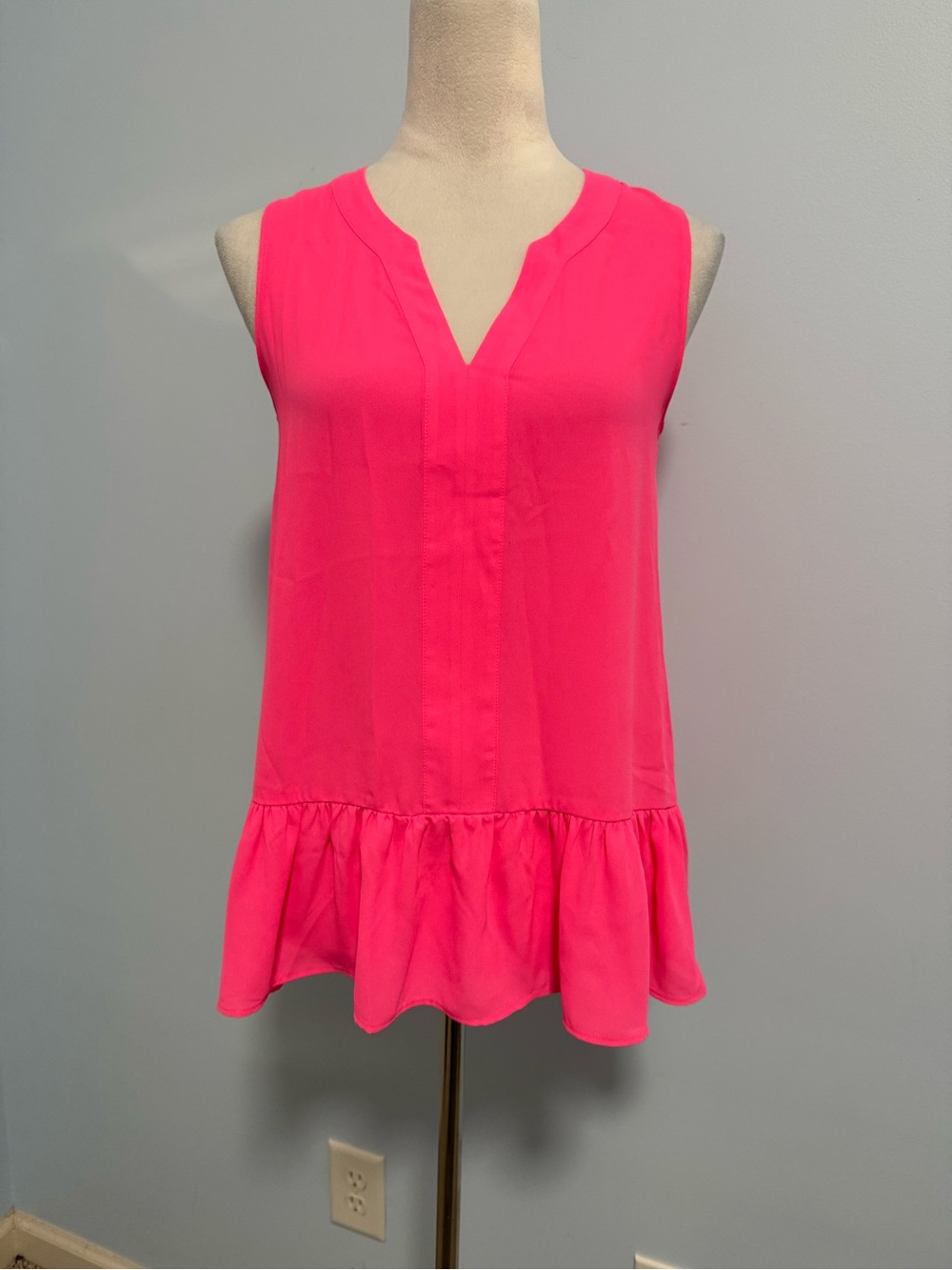 LILLY PULITZER GRAMERCY TOP IN COSMIC CORAL Size XS
